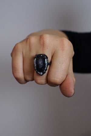 Contra Noir ring / size 8.5