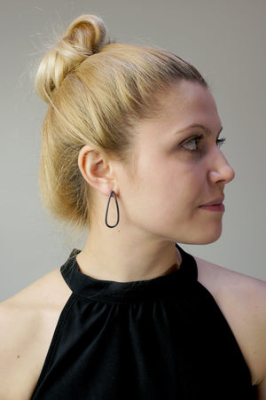 petal post earrings in black