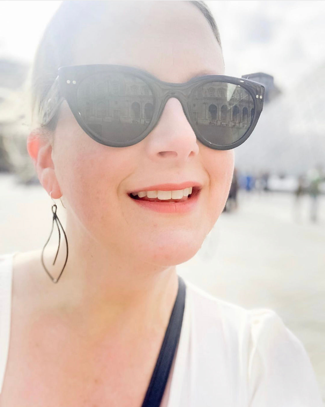 The Fleur earrings are the perfect addition to your travel wardrobe.  Whether you're wandering the streets of Paris or just wandering down to your local coffee shop, these lightweight durable earrings go where you go!