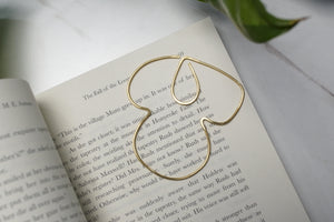 Kolme Modern Floral Brass Bookmark