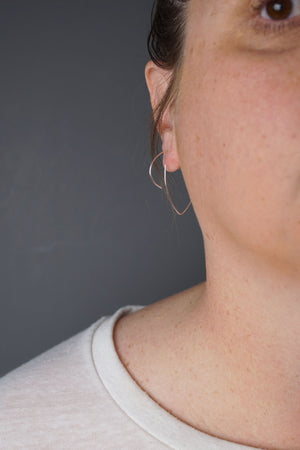 Petit Peche Threader Hoop Earrings in silver or gold-filled