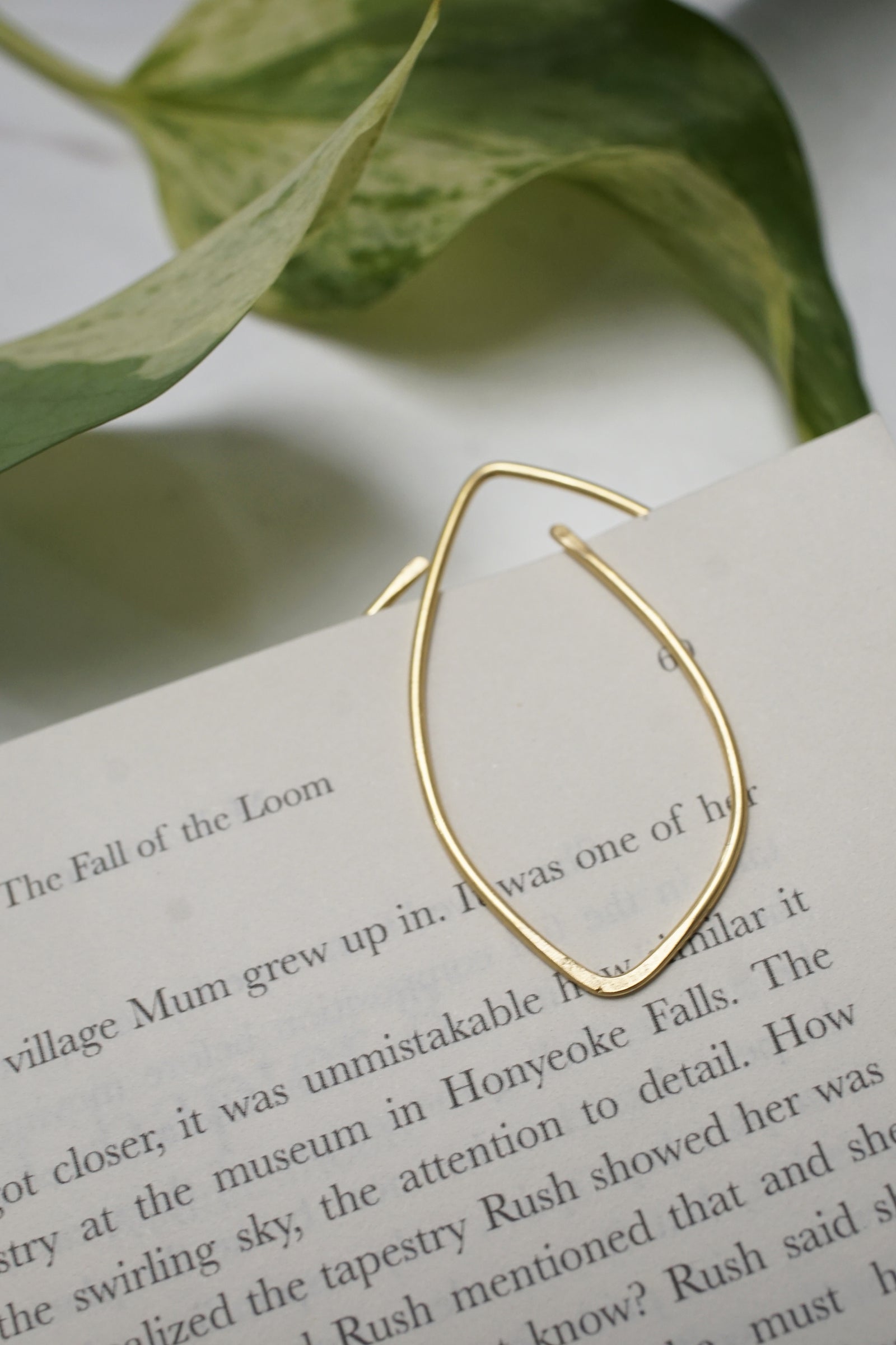 Tete Botanical Brass Bookmark