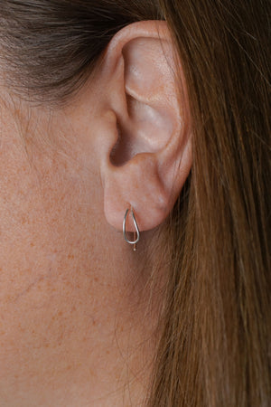 Extra Small Curve Threader Earrings in silver or gold-filled