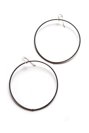 extra large Evident earrings in steel
