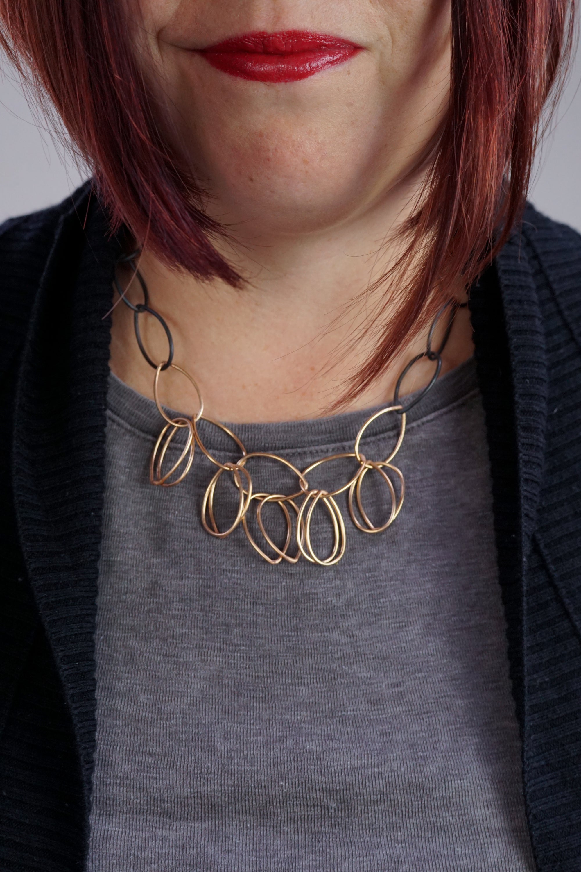 Ilhan necklace in steel and bronze