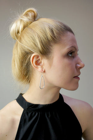 petal earrings