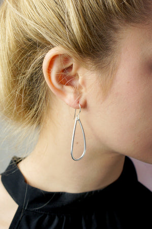 petal earrings
