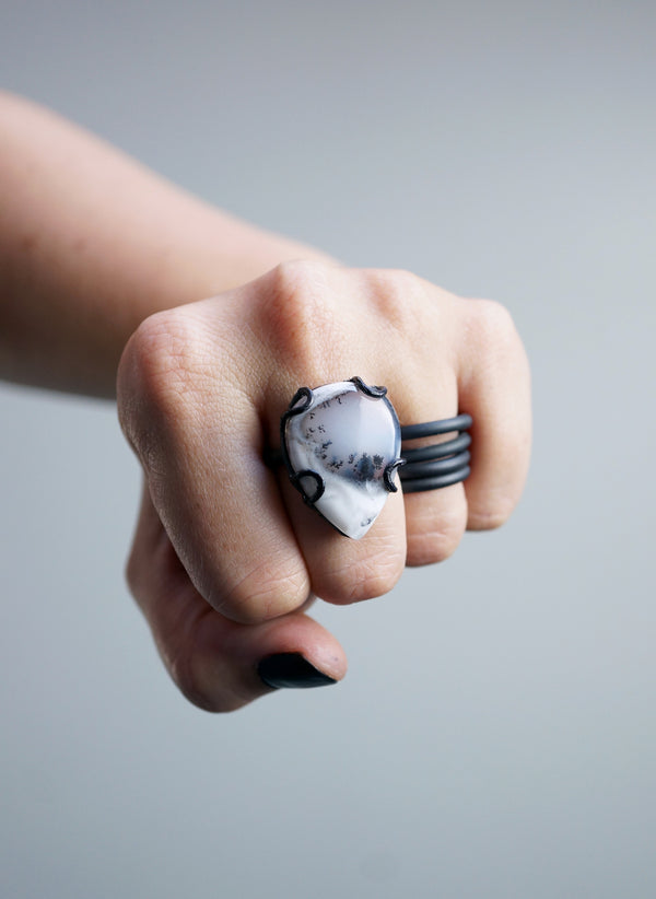 Contra ring / size 7.5 - megan auman