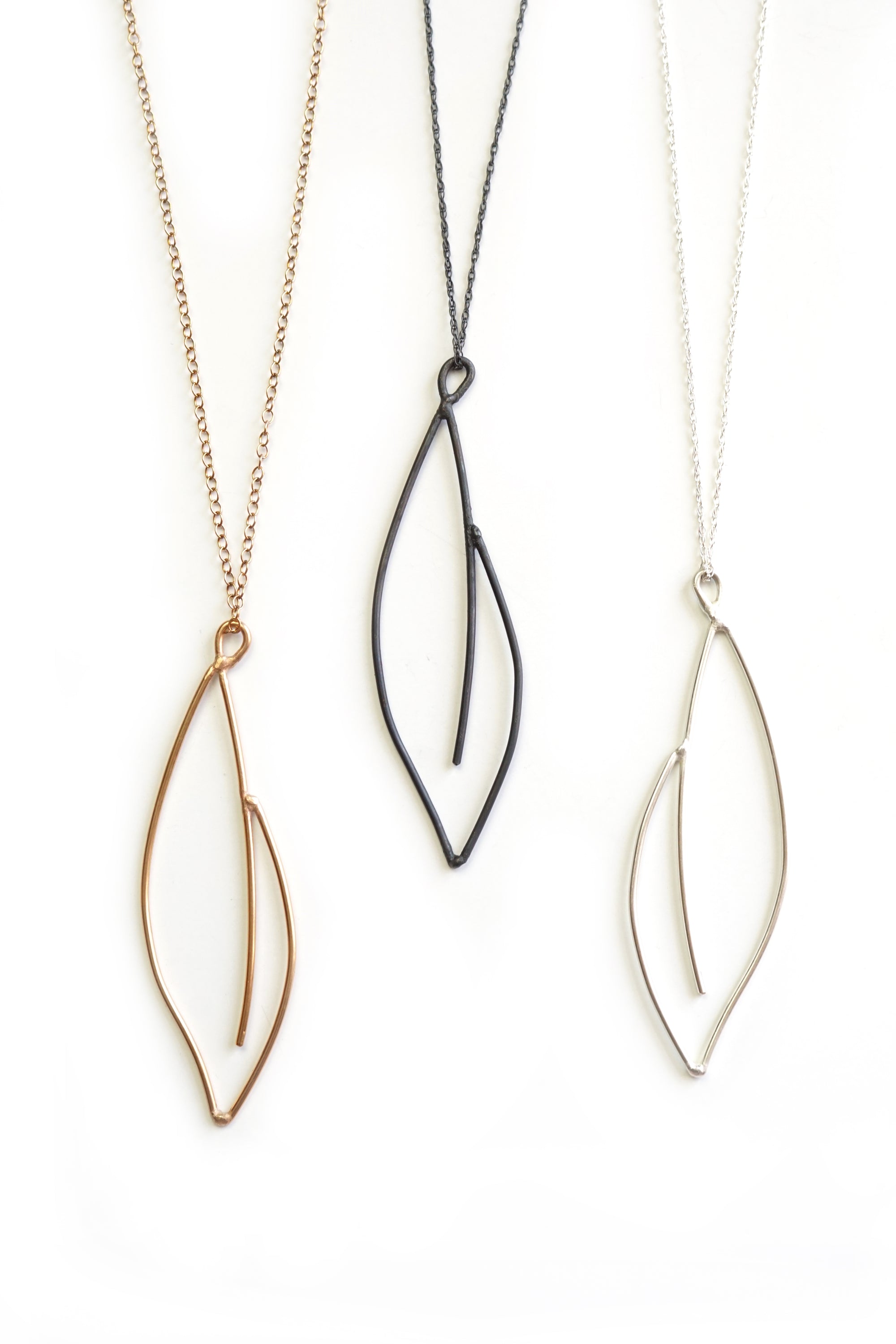 Verdant long necklace in black steel, silver, or bronze