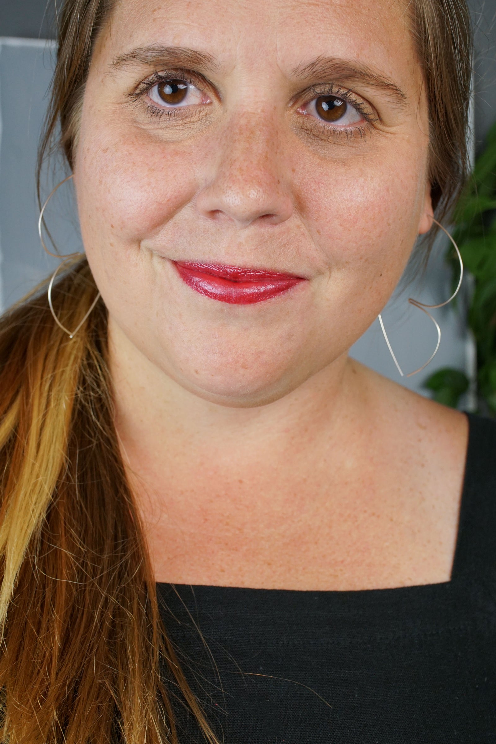 Grand Volupte Threader Hoop Earrings in silver or gold-filled