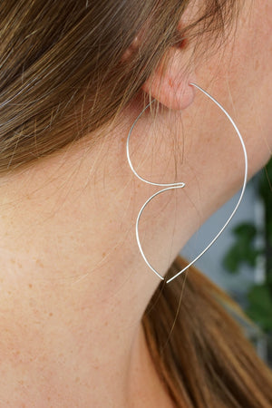 Grand Volupte Threader Hoop Earrings in silver or gold-filled